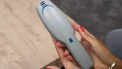 Genius Ideas Negativ-Ionen-Tierfellbürste